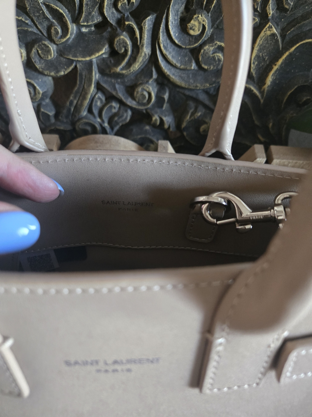 Beige Purse - Picture 2 of 7